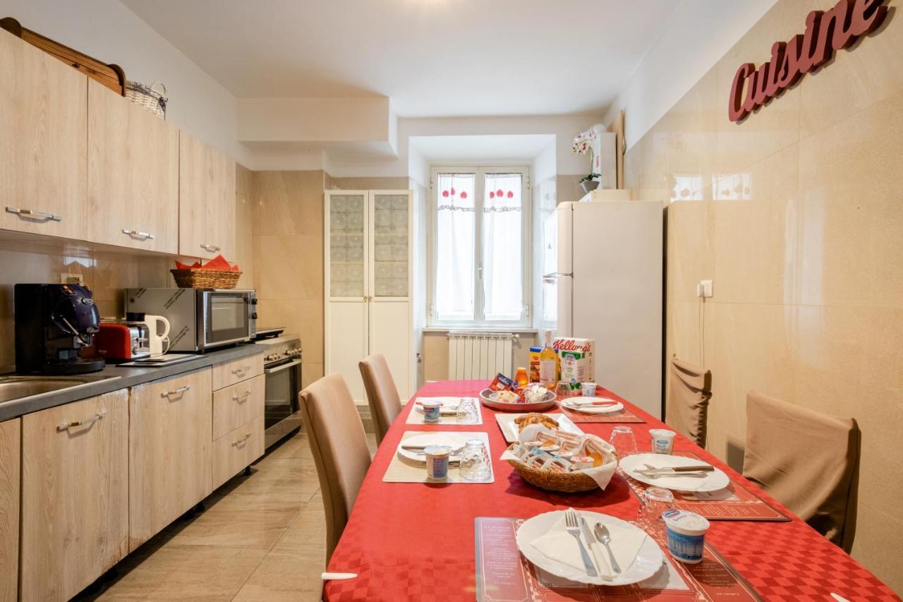 4-Bdr Apt Among Colosseum&Termini 10-People Appartement Rome Buitenkant foto